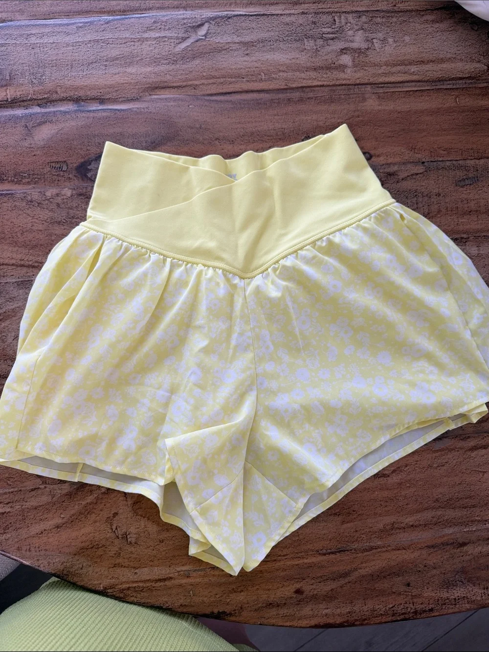 JoyLab Pale Yellow High-Waist Floral Shorts